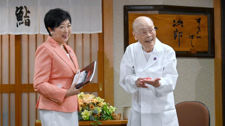 Japan’s sushi legend in ‘Jiro Dreams of Sushi’ documentary turns 100