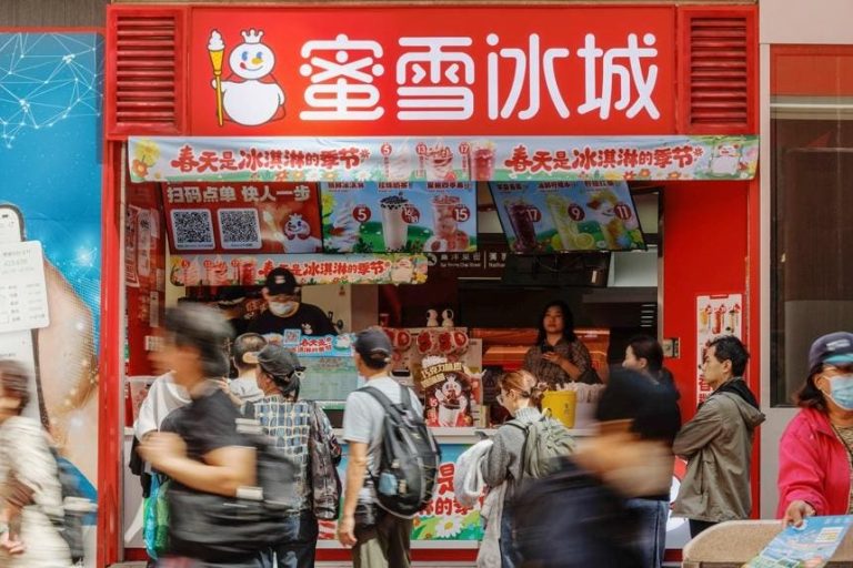 World’s Largest Bubble Tea Chain Mixue Mints Two Newcomers To China’s 100 Richest List