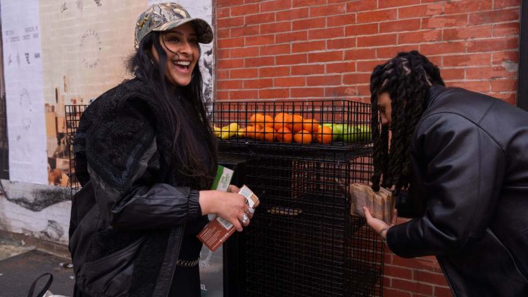 Americans gave $4B on GivingTuesday 2025 as donations and volunteering gain big over last year